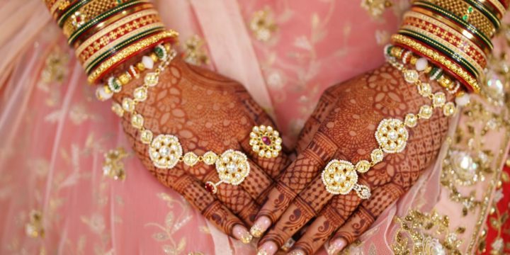 Tips and Tricks to Make Bridal Mehndi Designs